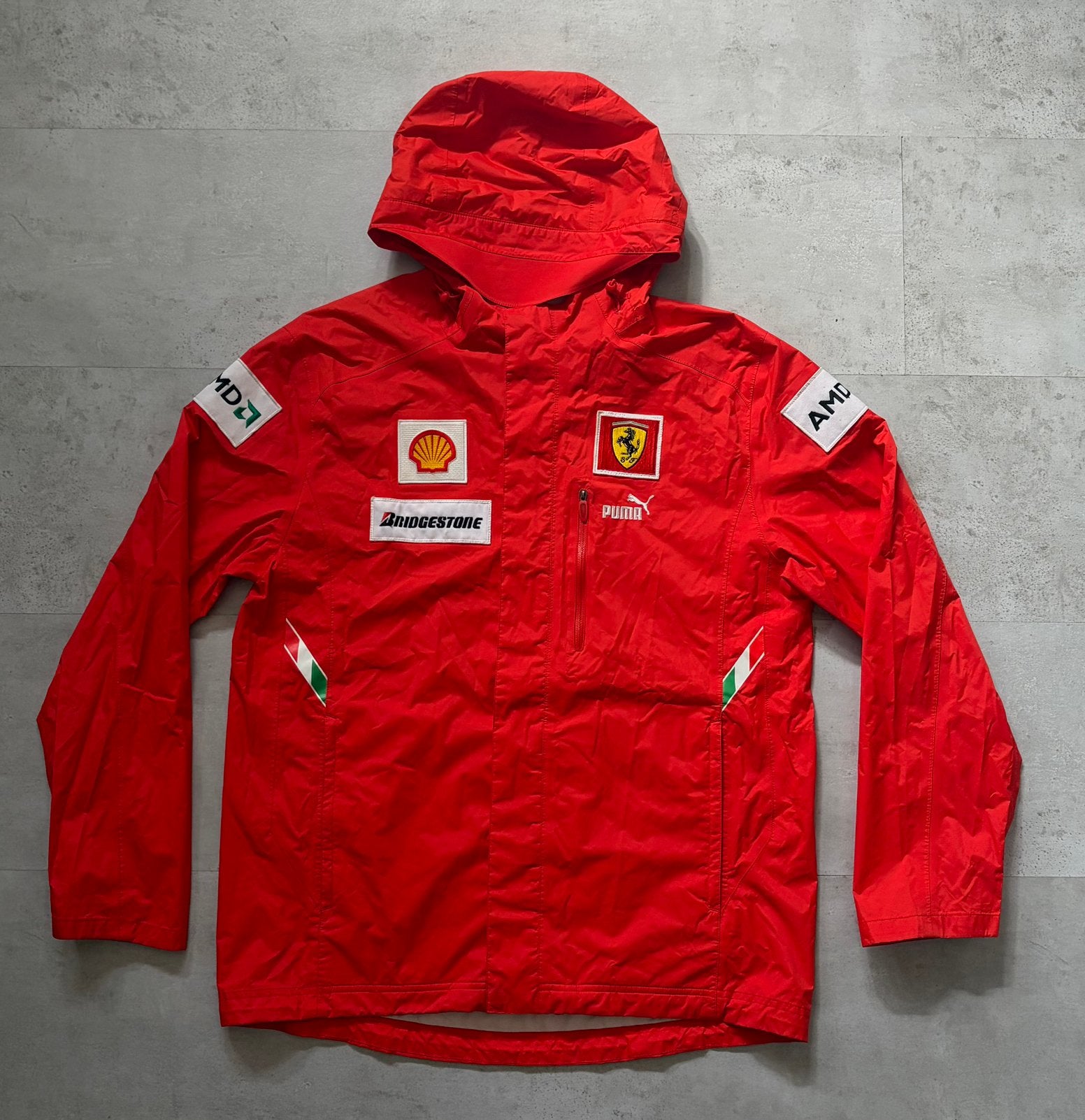Vintage jacket Puma Ferarri, M, Ophalen of Verzenden, Zo goed als nieuw, Maat 48/50 (M), Rood