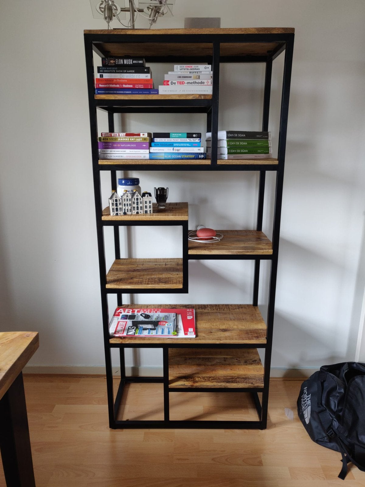 Vakjes kast, mango hout, zwart stalen frame, Huis en Inrichting, Kasten | Boekenkasten, Ophalen, 50 tot 100 cm, Zo goed als nieuw