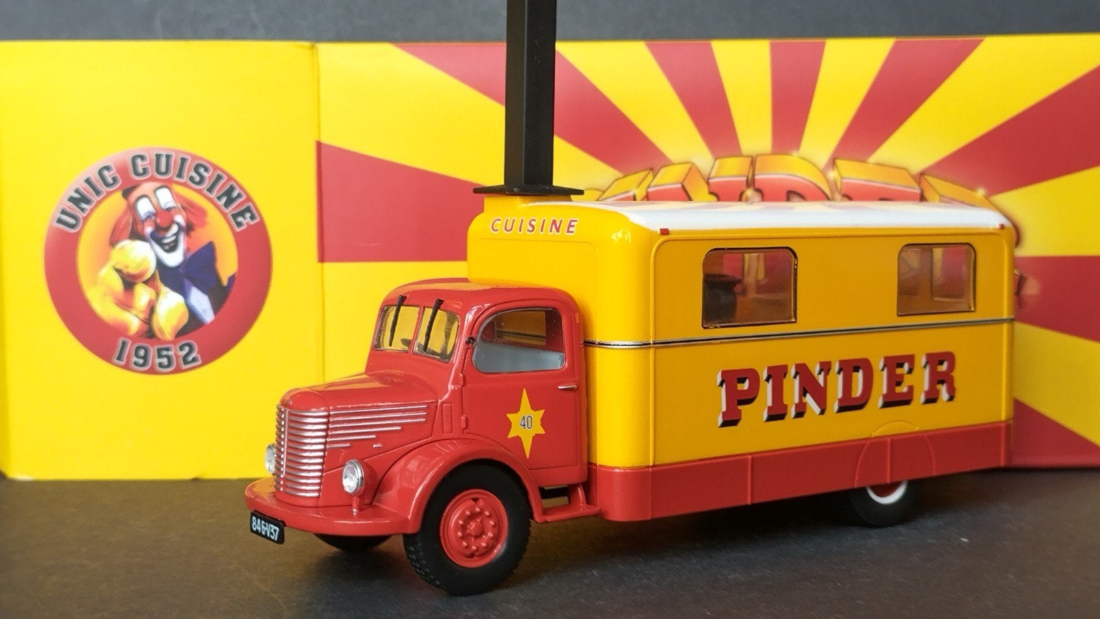 Unic Cuisine Circus Pinder Jean Richard 1:43 Direkt Pol, Hobby en Vrije tijd, Modelauto's | 1:43, Overige merken, ., Nieuw, Ophalen of Verzenden