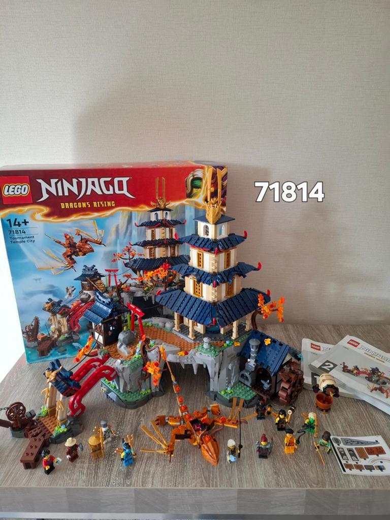 Lego Ninjago 71814 Drakenstad, compleet met doos en boekjes, Lego, Ophalen of Verzenden, Zo goed als nieuw, Ninjago
