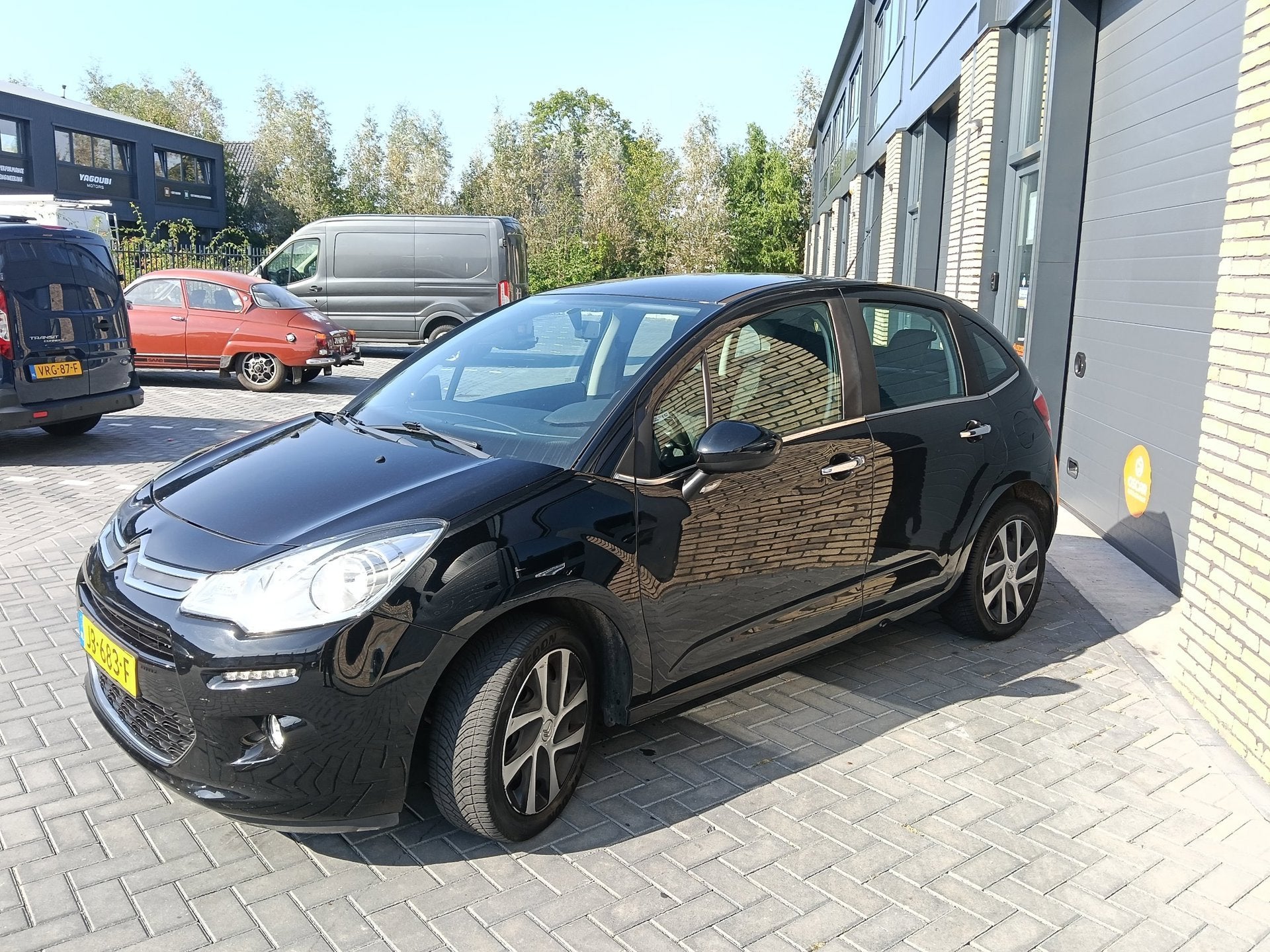 Citroen C3 1.2 PureTech Feel Edition, Voorwielaandrijving, Dealer onderhouden, Gebruikt, 1199 cc