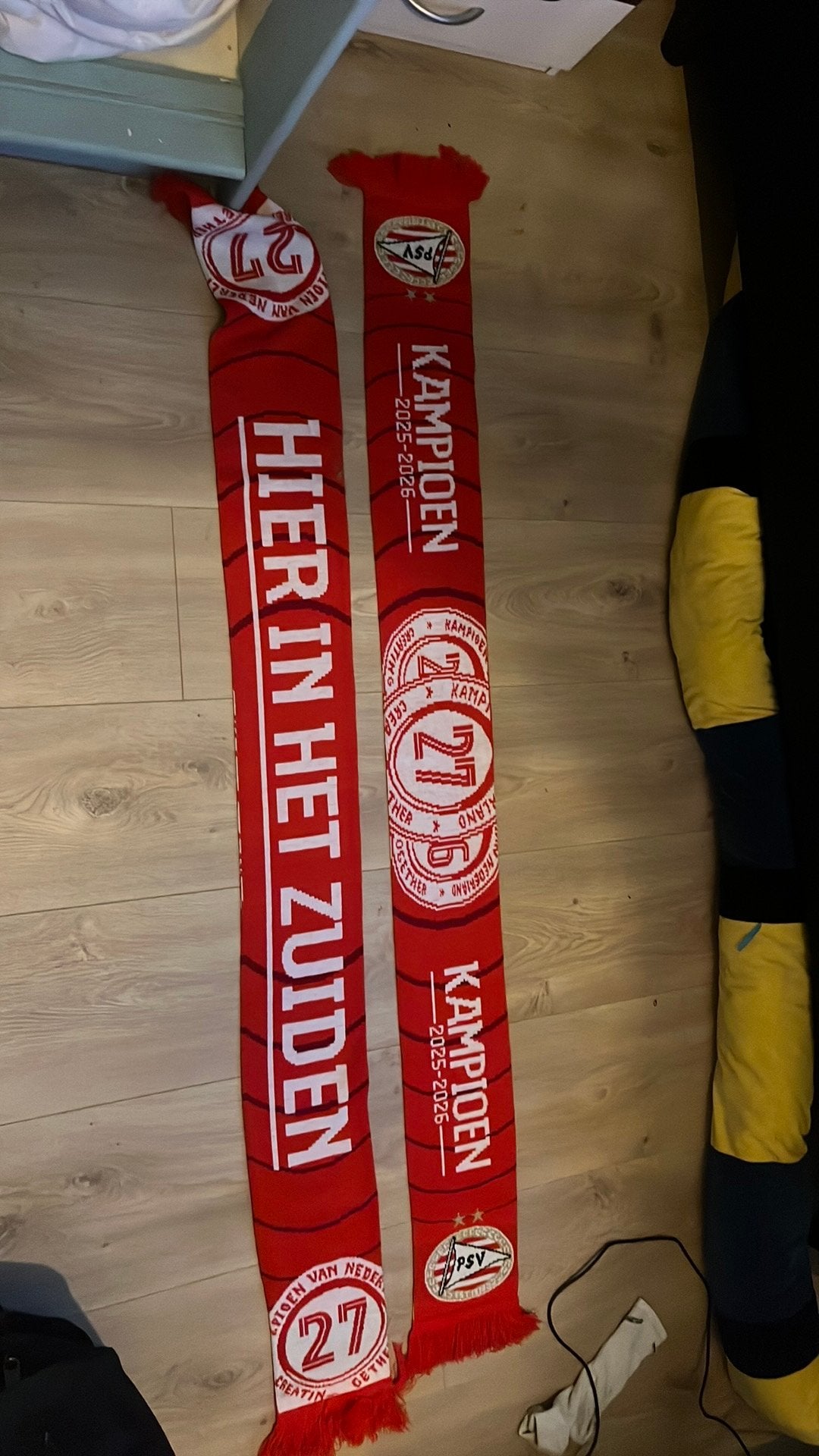 Psv sjalen, Ophalen, Zo goed als nieuw, Muts