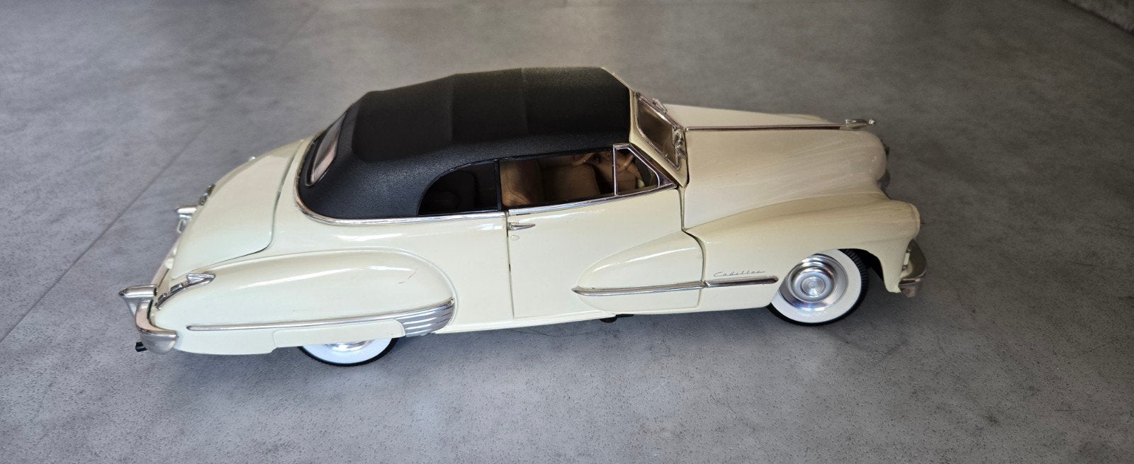 Anson 1947 Cadillac Series 62 schaal 1:18, Ophalen of Verzenden, Gebruikt, Auto, Anson