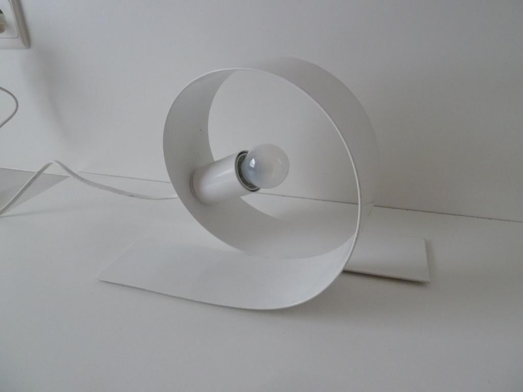 vintage lamp- retro-design- living- space age- 60-ies 70 ies, Huis en Inrichting, Lampen | Tafellampen, Ophalen of Verzenden, Metaal