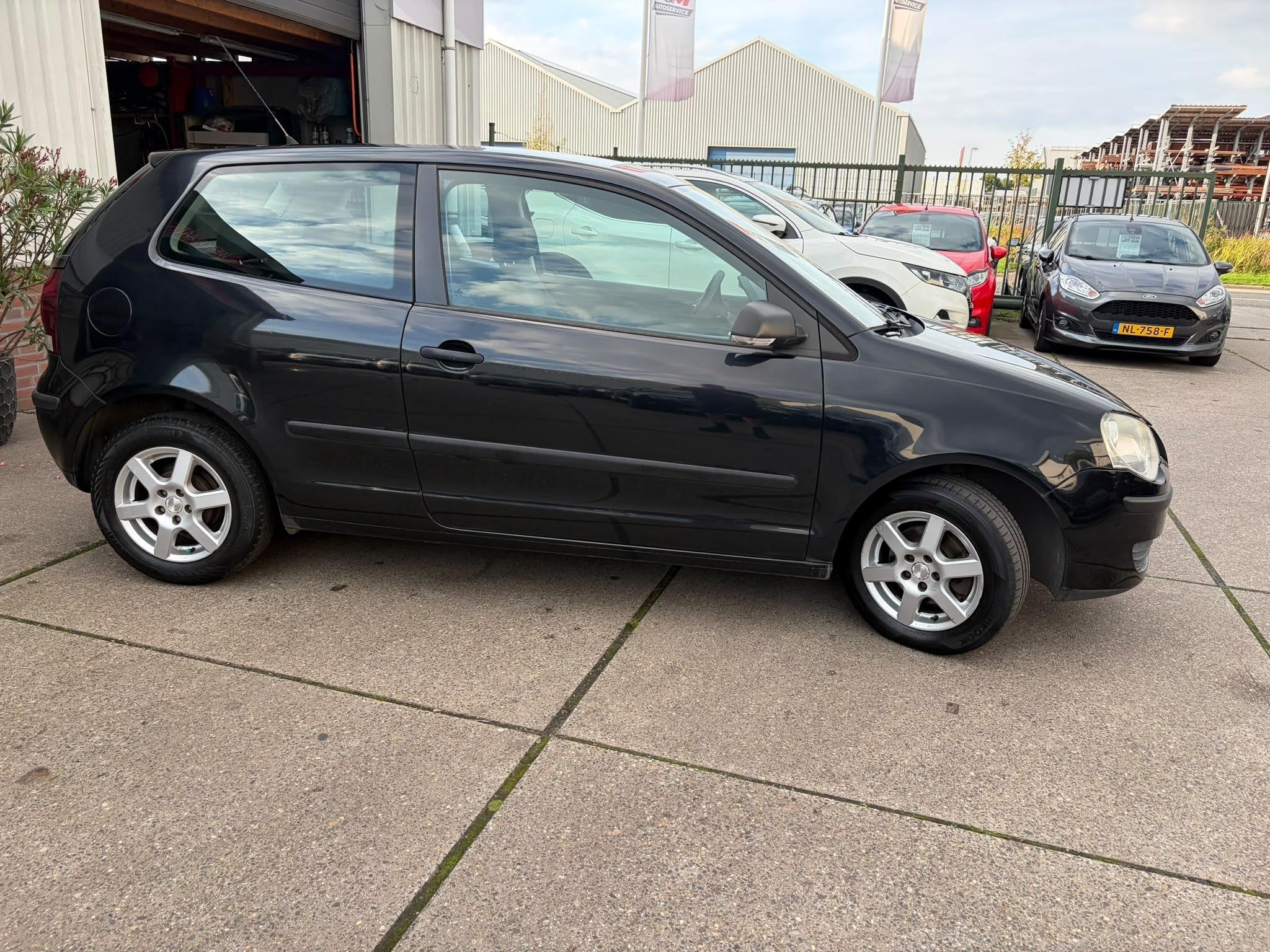 Foto 5 van Volkswagen Polo 1.2 Trendline