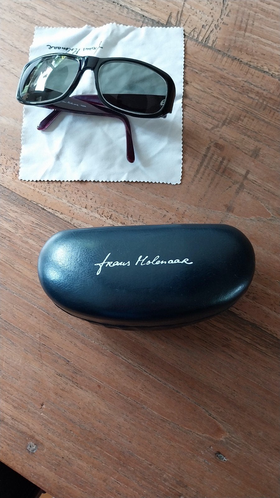 Frans Molenaar zonnebril in brillenkoker, Overige merken, Zonnebril, Paars, Ophalen of Verzenden