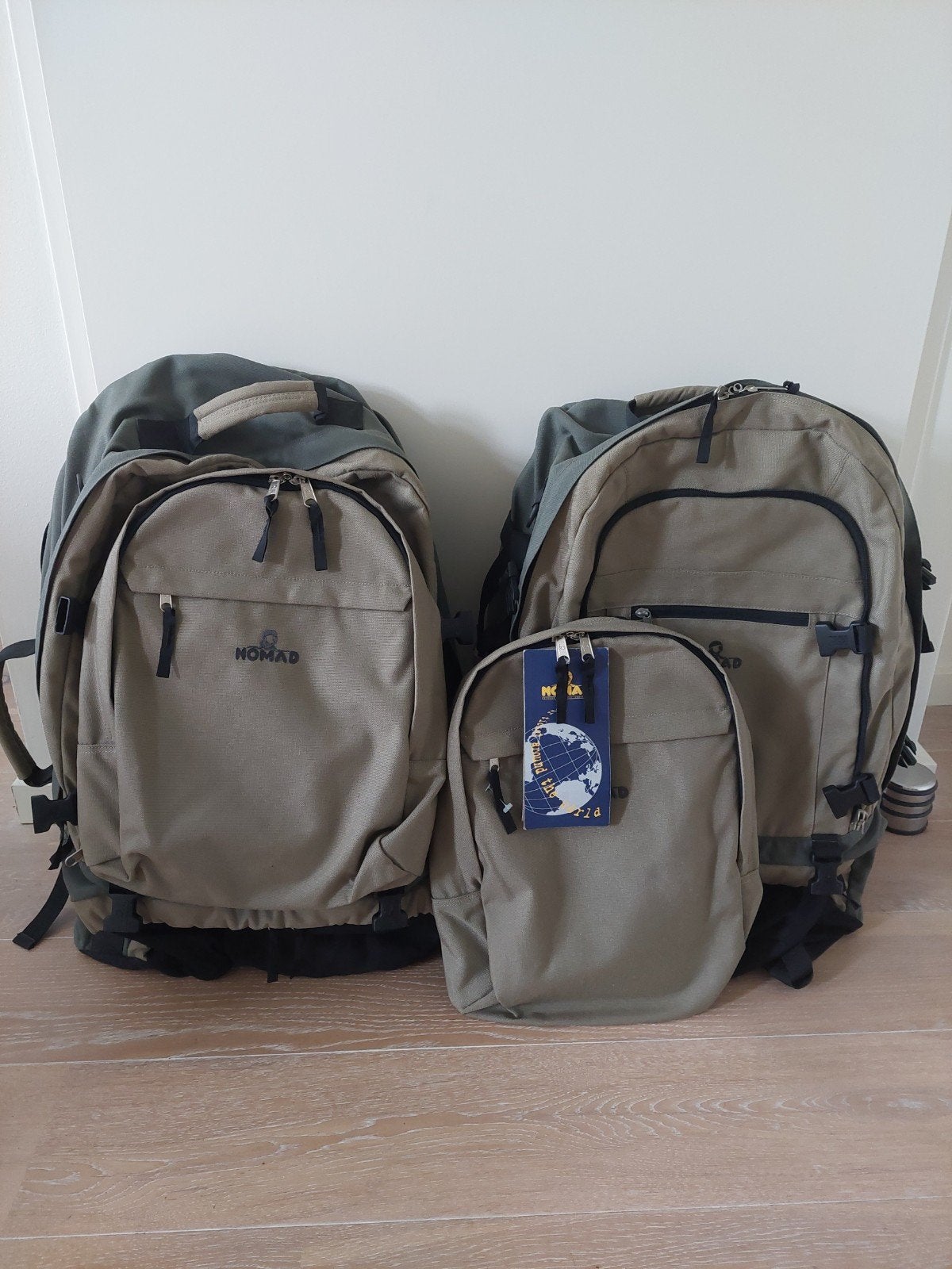 2 hybride rugzakken Nomad, 60 liter,  Lees advertentie goed., Ophalen of Verzenden, Gebruikt, Nomad, Trekking
