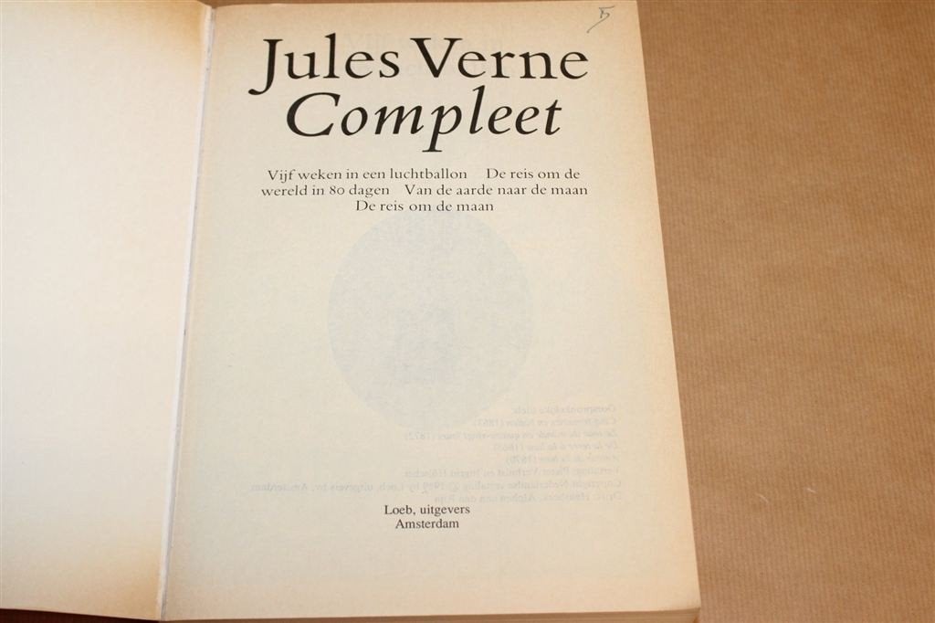 Jules Verne Compleet — Dik Boek, 4 Klassieke Romans 1989, Ophalen of Verzenden, Gelezen