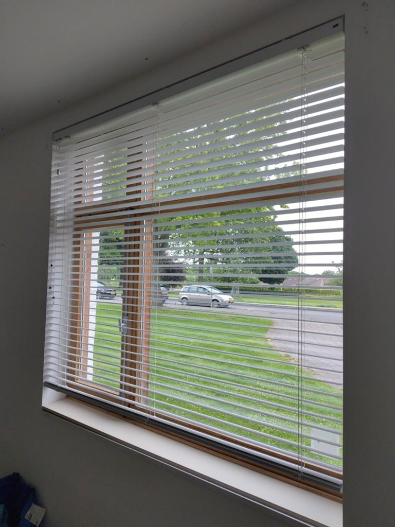 Luxaflex jaloezieën mat wit aluminium 186x170 cm, Ophalen, Wit, 150 tot 200 cm, Zo goed als nieuw