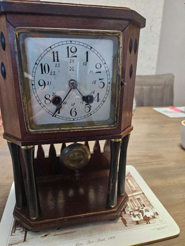 OUD KLOKJE UIT 1930, Ophalen