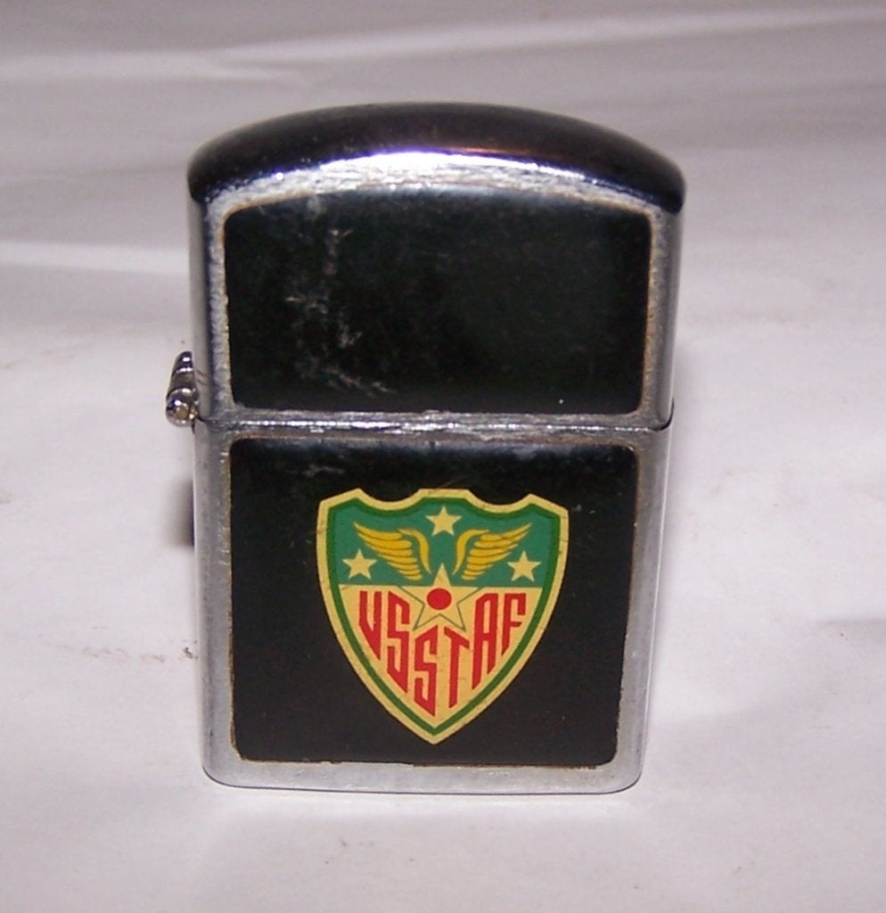 Mooie Zippo lookalike aansteker met USSTAF embleem. Nwst., Ophalen of Verzenden, Zo goed als nieuw, Aansteker