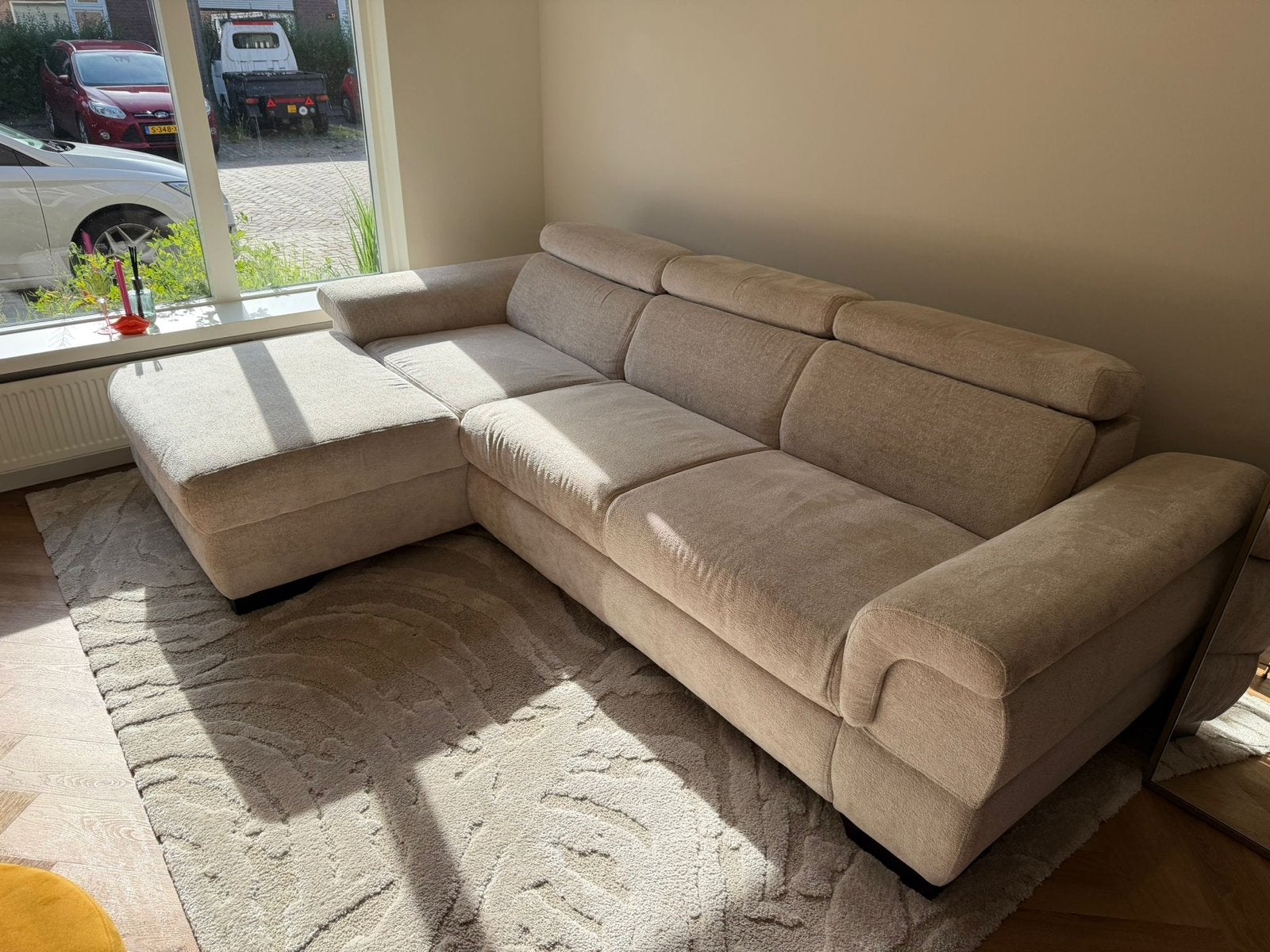 Beige Teddy Hoekbank met Opbergvak en Verstelbare Hoofdsteun, Ophalen, 250 tot 300 cm, Hoekbank, Zo goed als nieuw