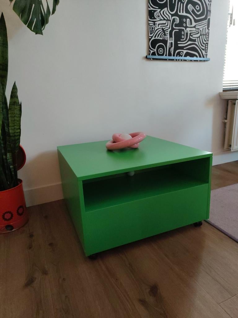 Groene ikea salontafel Garnanäs, Huis en Inrichting, Woonaccessoires | Kisten, Ophalen, 50 tot 100 cm, 50 tot 75 cm, Minder dan 50 cm