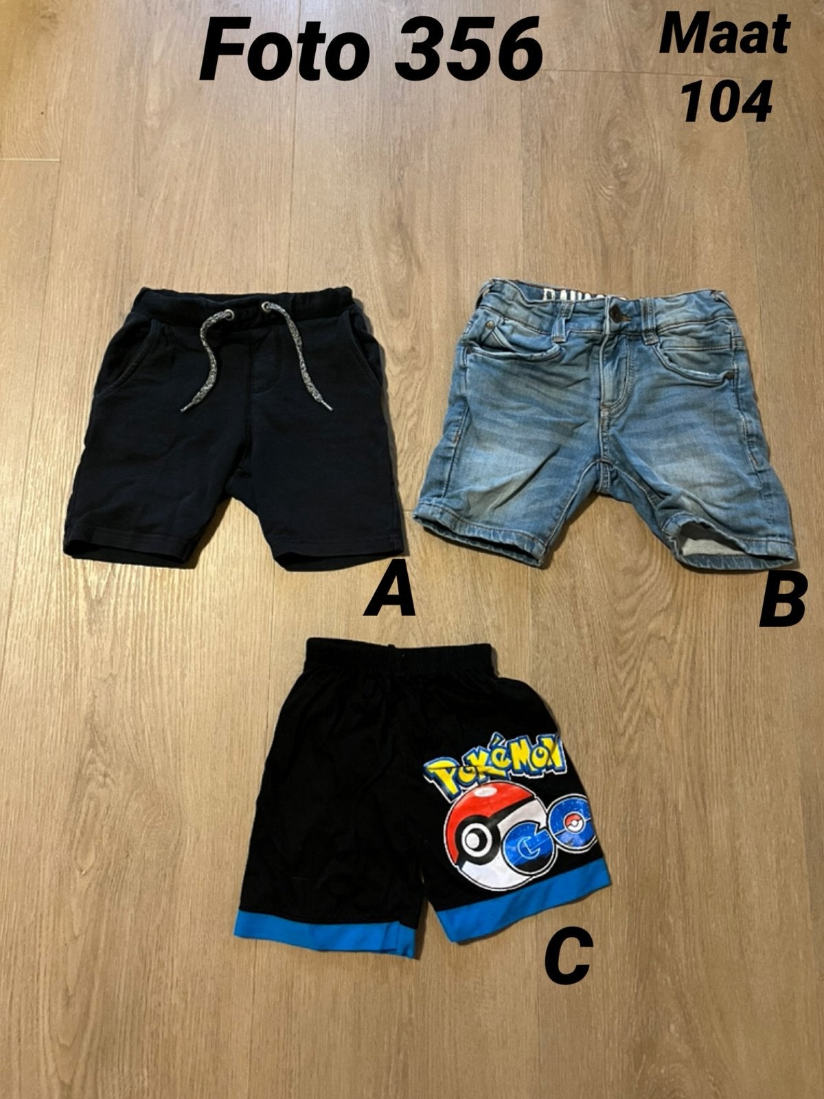 Korte broek jongen maat 104 mooie staat *foto 356*, Kinderen en Baby's, Kinderkleding | Maat 104, Ophalen of Verzenden, Zo goed als nieuw