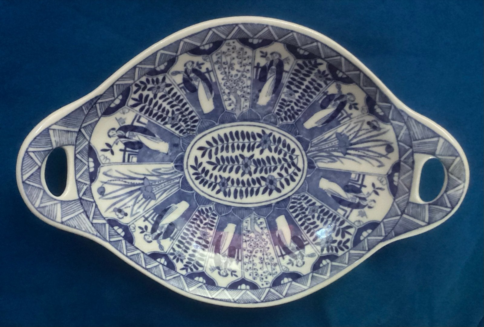 Antieke Chinese porseleinen schaal met handvatten, Antiek en Kunst, Antiek | Schalen, Verzenden
