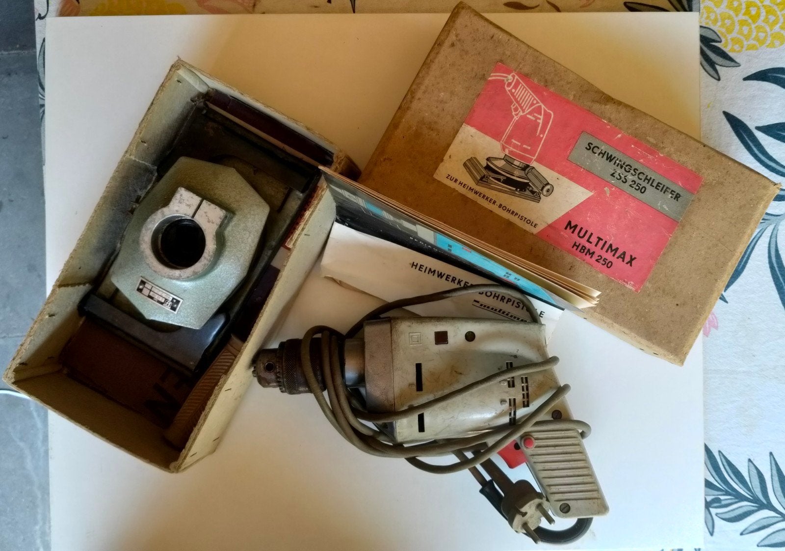 Vintage Boormachine Multimax HBM 250 met Schwing Schleifer, Ophalen of Verzenden, Boormachine