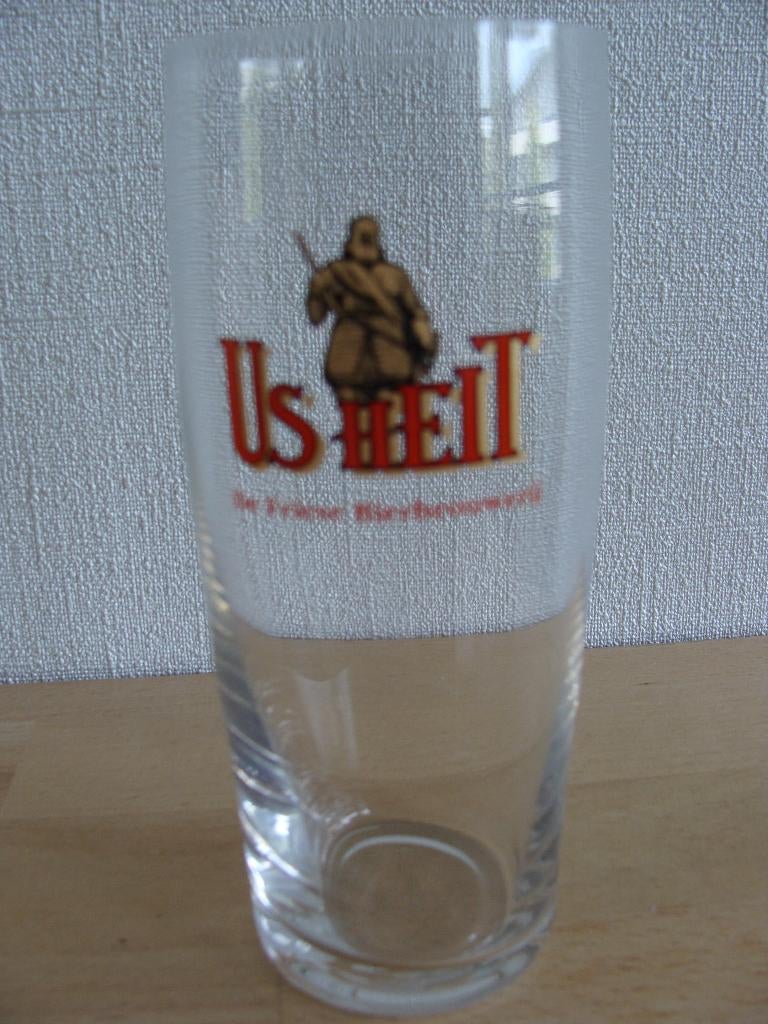 Bierglas Us Heit De Friese Bierbrouwerij - 1 glas aanwezig, Ophalen of Verzenden, Nieuw, Glas of Glazen, Overige merken