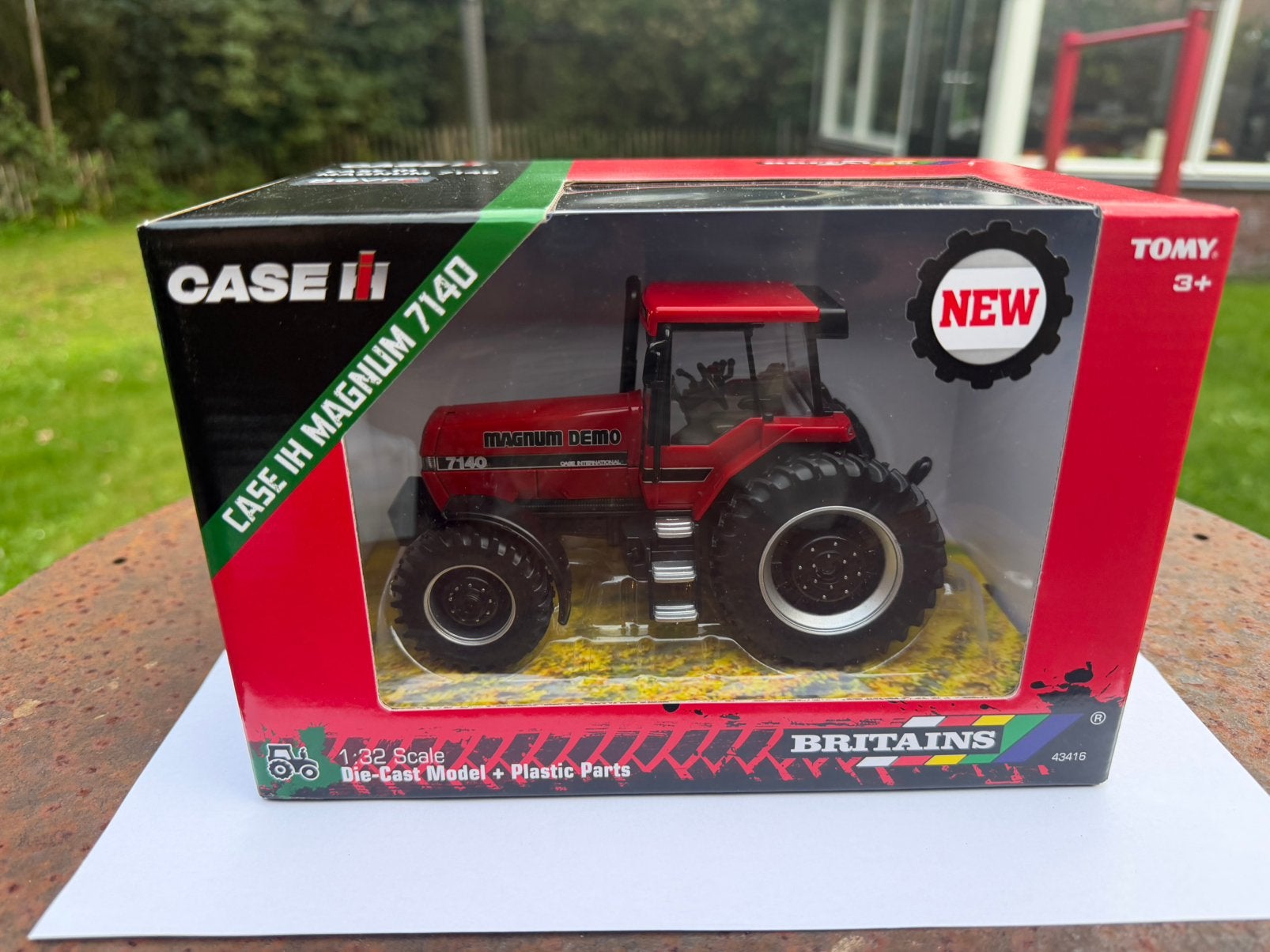 Britains Case international magnum Demo 7140, Ophalen of Verzenden, Zo goed als nieuw, Tractor of Landbouw, Britains