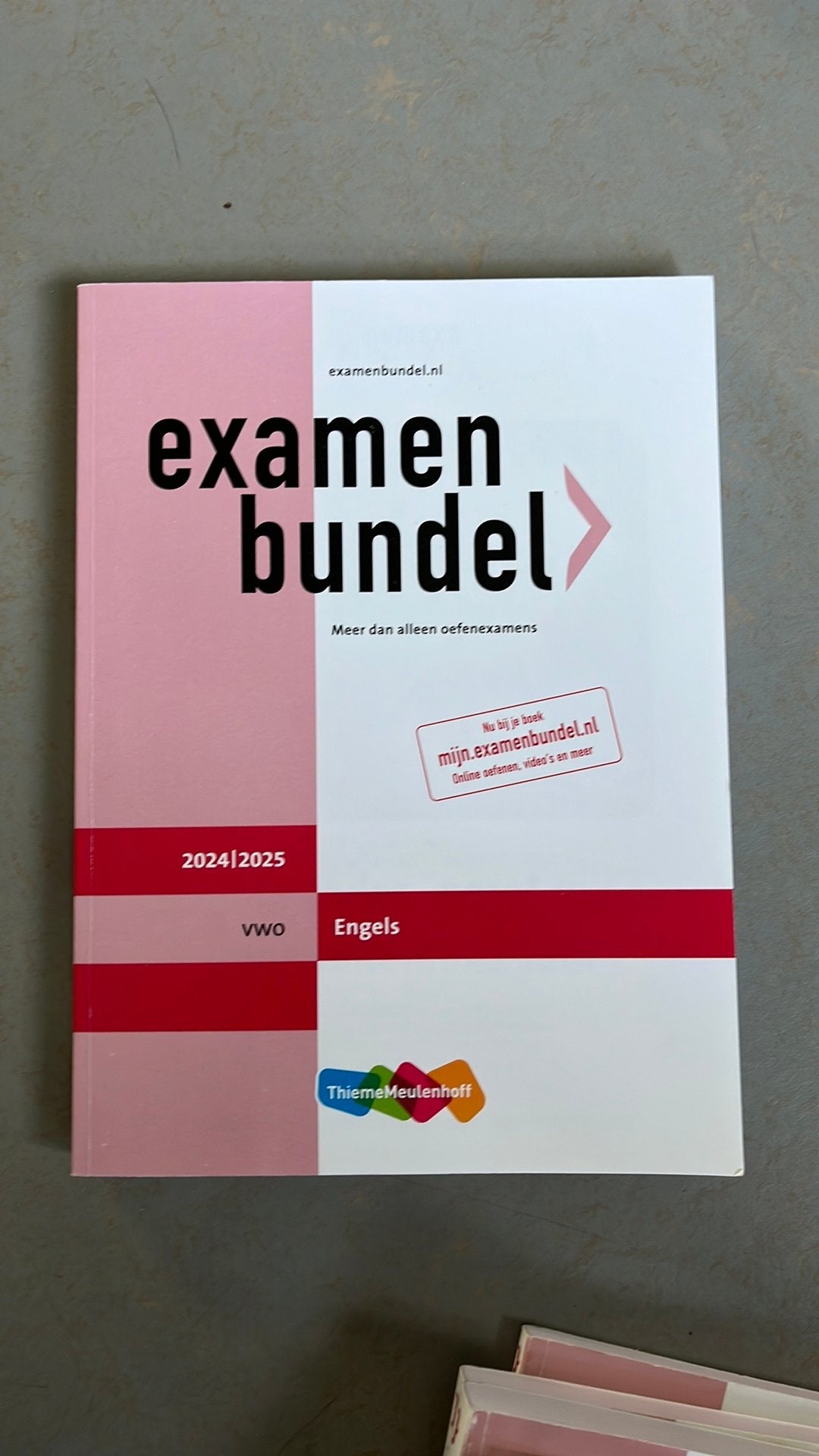 Examenbundel VWO Engels 2024/2025, Ophalen of Verzenden, Zo goed als nieuw, VWO, Engels