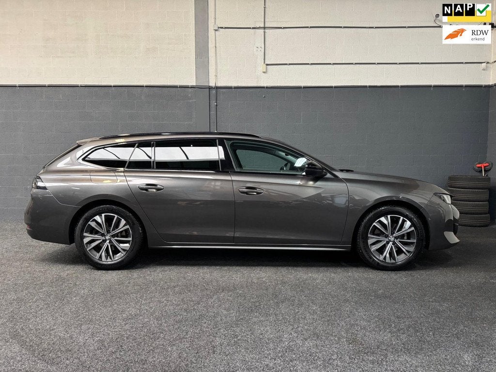 Peugeot 508 SW 1.2 PureTech Allure Pack Business, Auto's, Peugeot, 745 kg, Gebruikt, 1199 cc, Origineel Nederlands