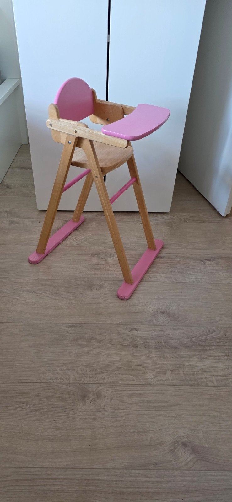 Houten poppenstoel roze, Ophalen, Gebruikt