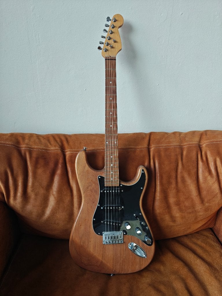 Zelfbouw stratocaster voor onderdelen, Ophalen, Zo goed als nieuw, Elektrische gitaar