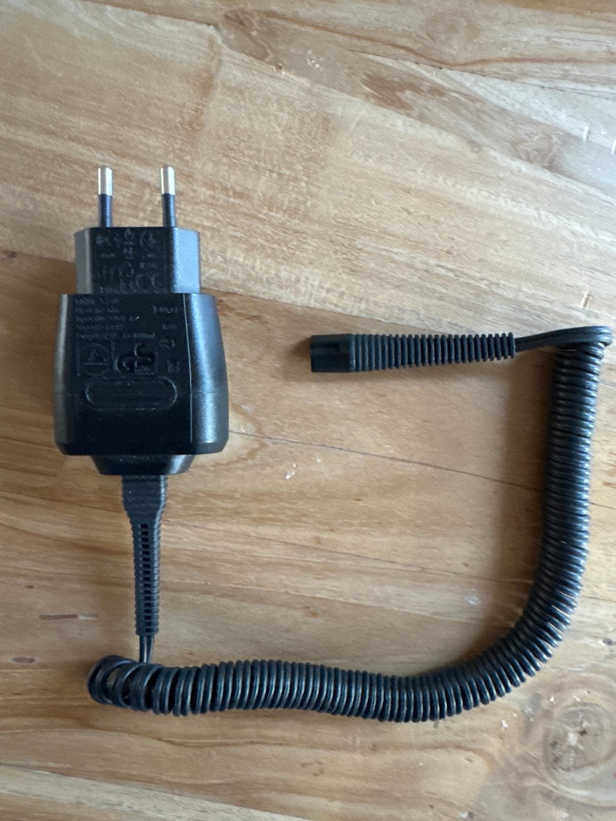 Braun series 3 adapter voor scheerapparaat - 12V, 7W, Ophalen of Verzenden, Gebruikt, Scheren en Epileren