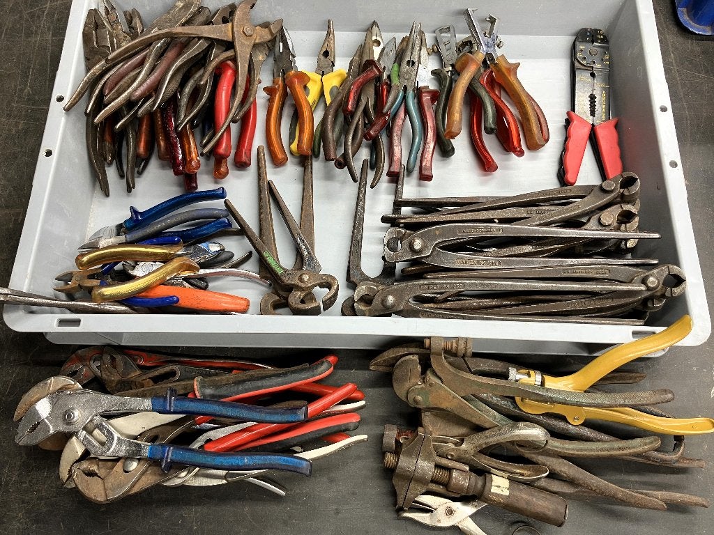 Partij van 42 Tangen, los of een bod voor alles, Ophalen of Verzenden, Gebruikt, Tang, Knipex