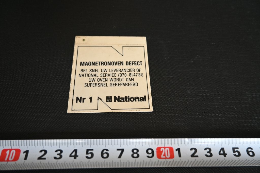 sticker Nr 1 National  Megnetronoven defect, Verzamelen, Stickers, Ophalen, Zo goed als nieuw