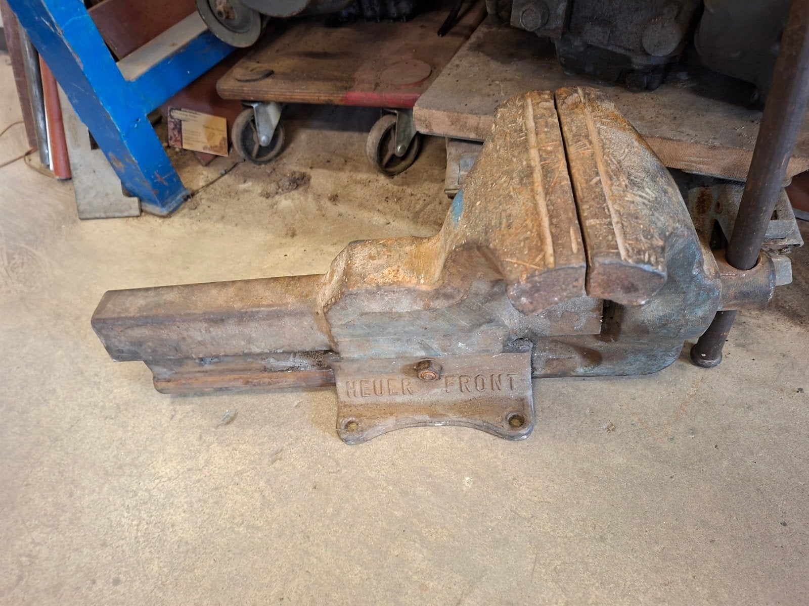 Tk zware Heuer Front Brockhaus bankschroef 175mm., Ophalen