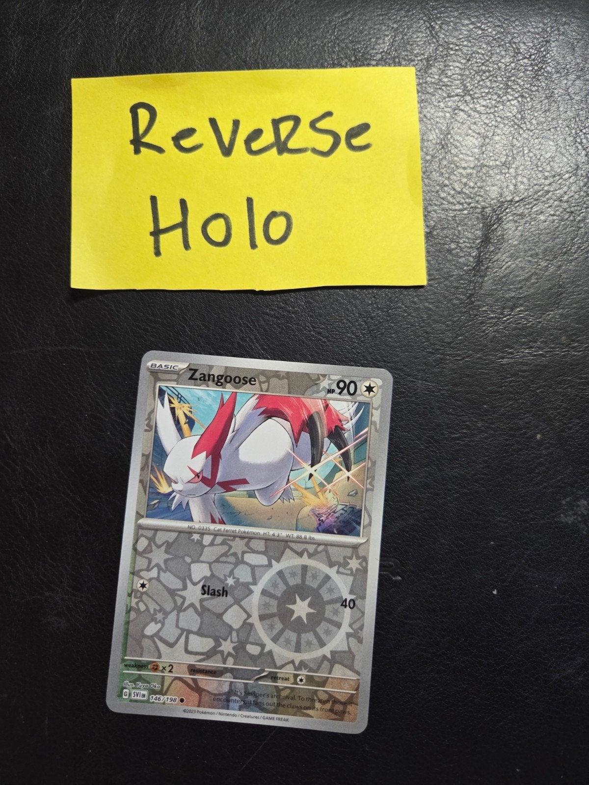 Zangoose 146/198 Scarlet and violet, Hobby en Vrije tijd, Ophalen of Verzenden, Zo goed als nieuw