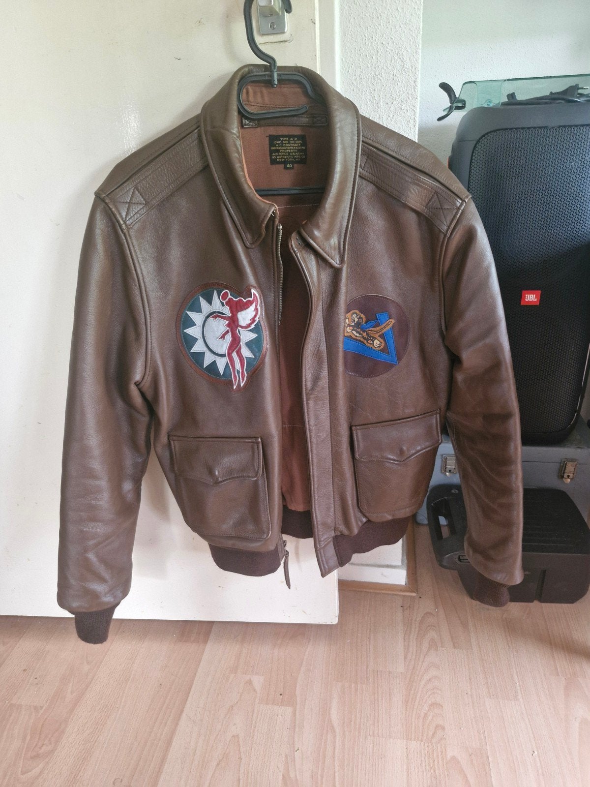 ww2 jas van een piloot P40 replica maar echt leer maat L, Verzamelen, Ophalen of Verzenden, Duitsland, Kleding of Schoenen