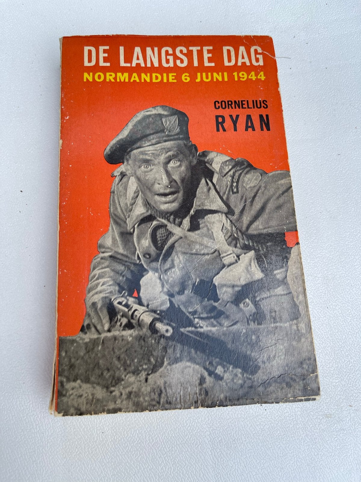 De Langste Dag - Normandie 6 Juni 1944 door Cornelius Ryan, Boeken, Ophalen of Verzenden, Tweede Wereldoorlog, Gelezen, Algemeen