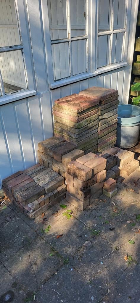 Kleine partij klinkers en stoeptegels, Ophalen, Gebruikt, Beton, Klinkers