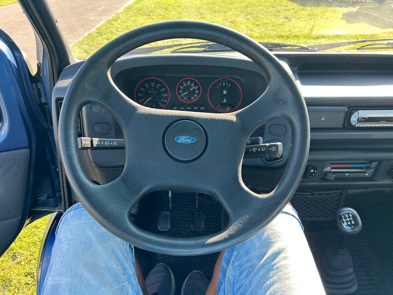 Foto 10 van Ford TRANSIT 80D ORINELE FABRIEKS BUSCAMPER 4 SLAAP PLAATSEN