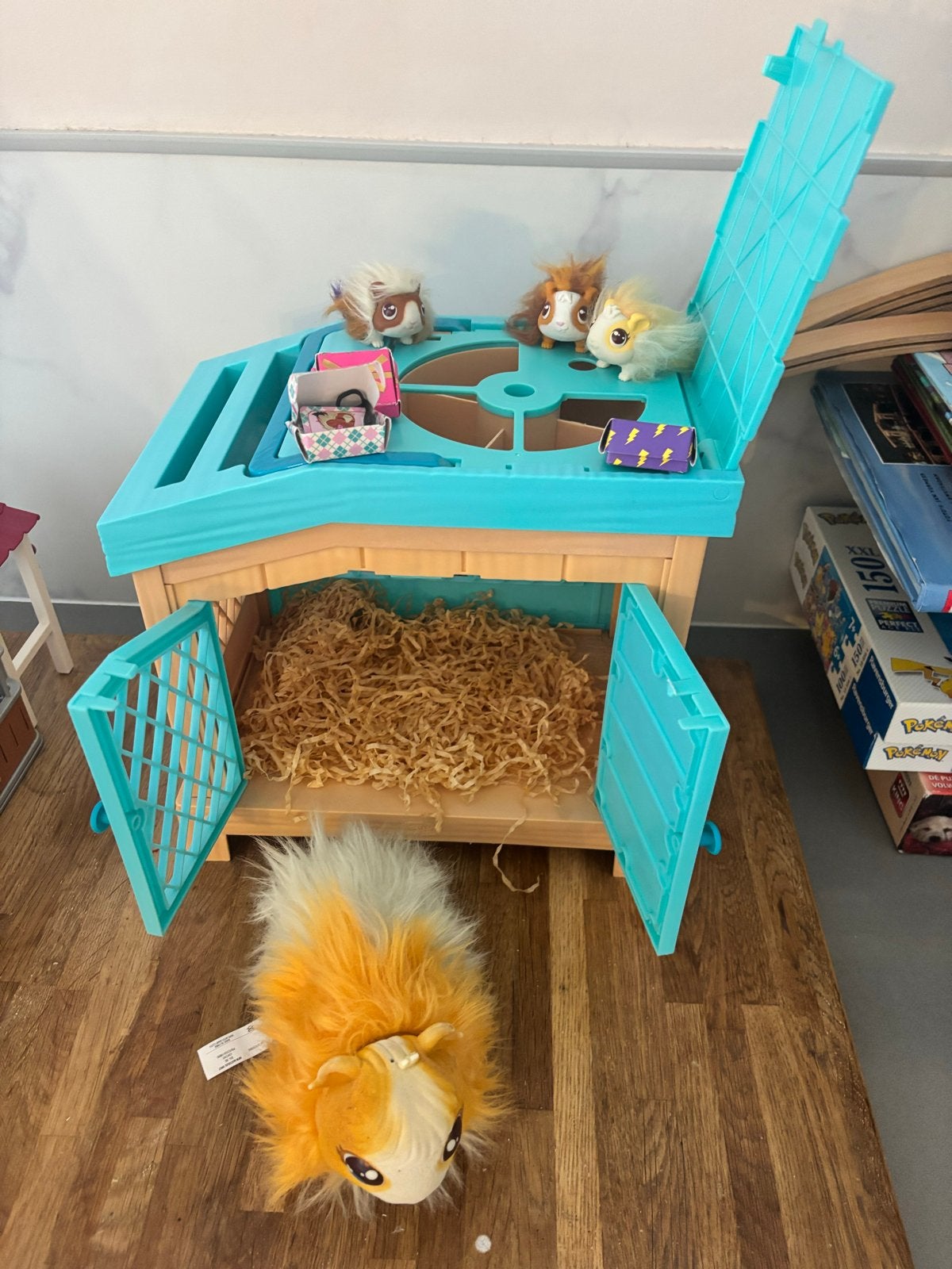 Little Live Pets My Pet Piggly Huis met 3 cavia's, Kinderen en Baby's, Speelgoed | Overig, Ophalen, Zo goed als nieuw, Jongen of Meisje