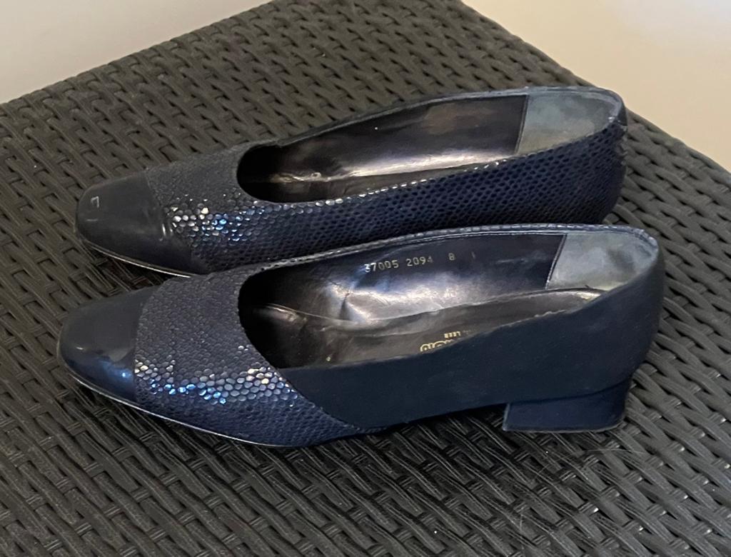 Damesschoen maat 42 donkerblauw, Blauw, Overige typen, Ophalen of Verzenden, Gedragen