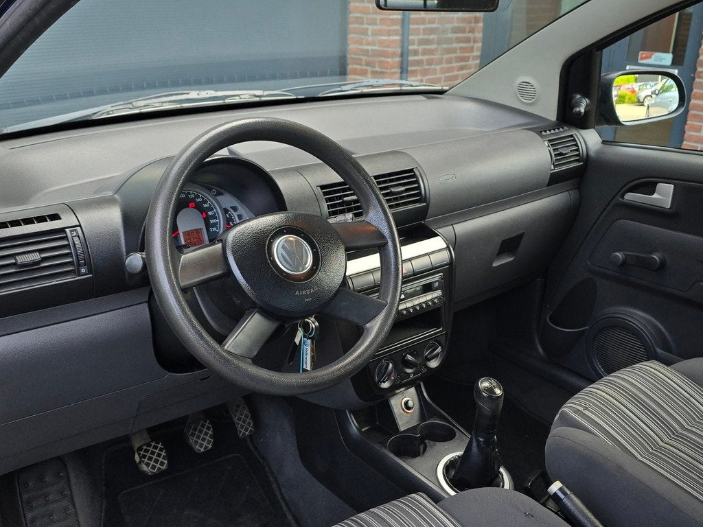 Volkswagen Fox 1.4 Trendline Apk |Nap |Hoogzit, Auto's, Volkswagen, Voorwielaandrijving, 15 km/l, 4 cilinders, Origineel Nederlands