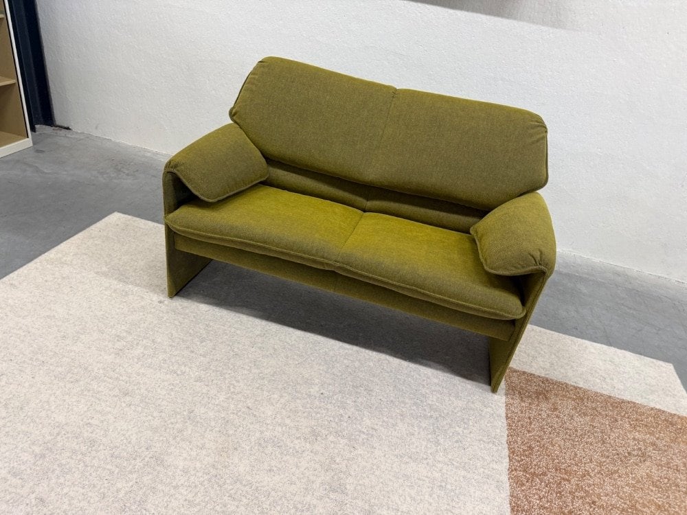 Nieuw Leolux Bora Beta 2 Zits Bank groen beams stof 147, Leolux, Info@leolux.nl, 75 tot 100 cm, Ophalen of Verzenden