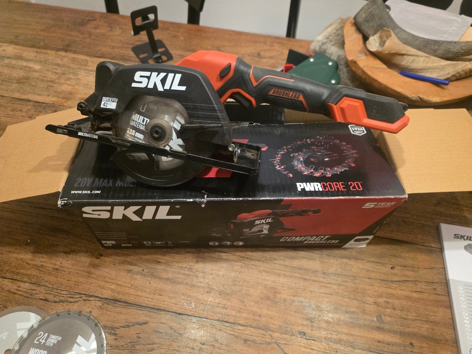 Skil pwrcore 20 multi saw cirkelzaag met 2ah accu en lader, Cirkelzaag, Ophalen of Verzenden, Zo goed als nieuw, SKIL