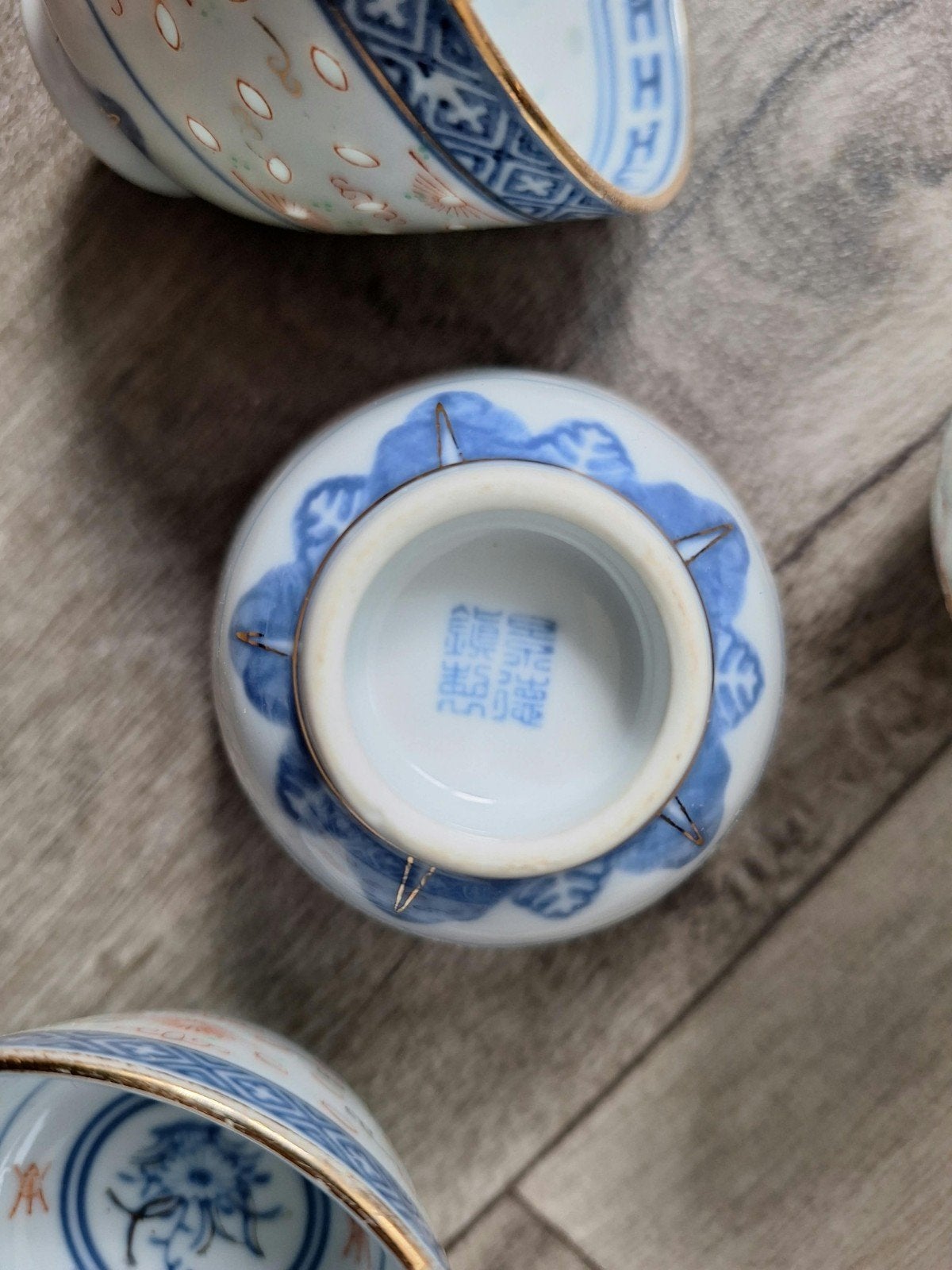 Set van 5 Chinese rijstkommen met gouden rand, Ophalen