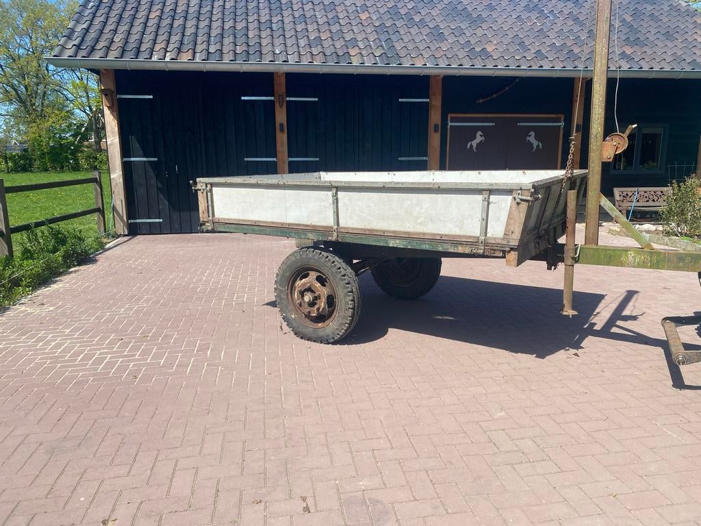 Kipper / Kiepkar / Plateauwagen voor tractor 1 Asser, Dieren en Toebehoren, Stalling en Weidegang