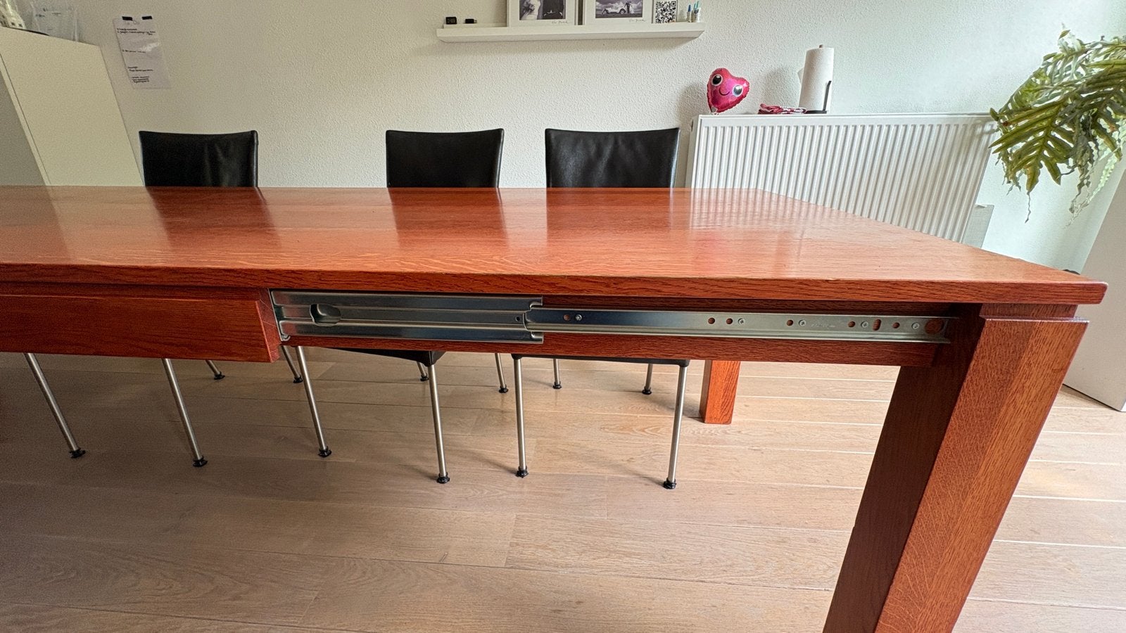 Foto 7 van Uitschuifbare eettafel van eikenhout