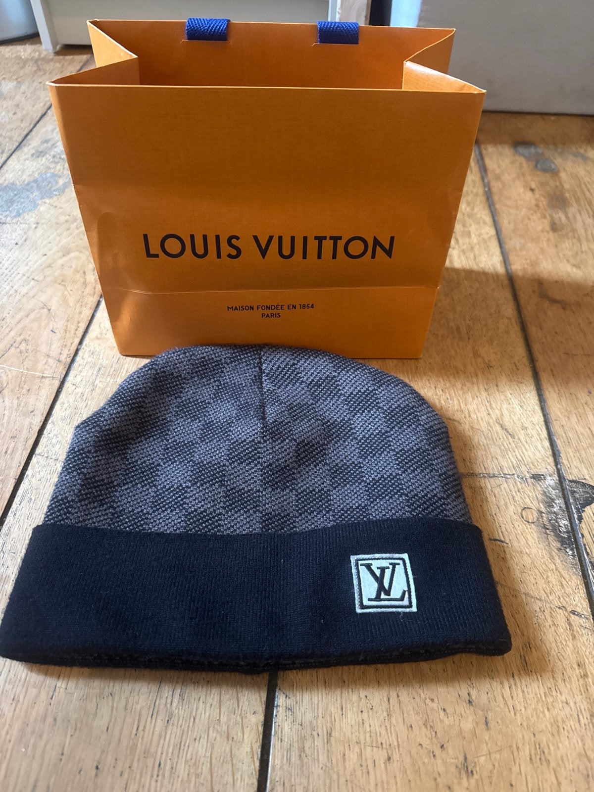 Originele Louis Vuitton Muts Zwart - Zo goed als nieuw, Kleding | Heren, Ophalen, Zo goed als nieuw, Overige maten, Muts