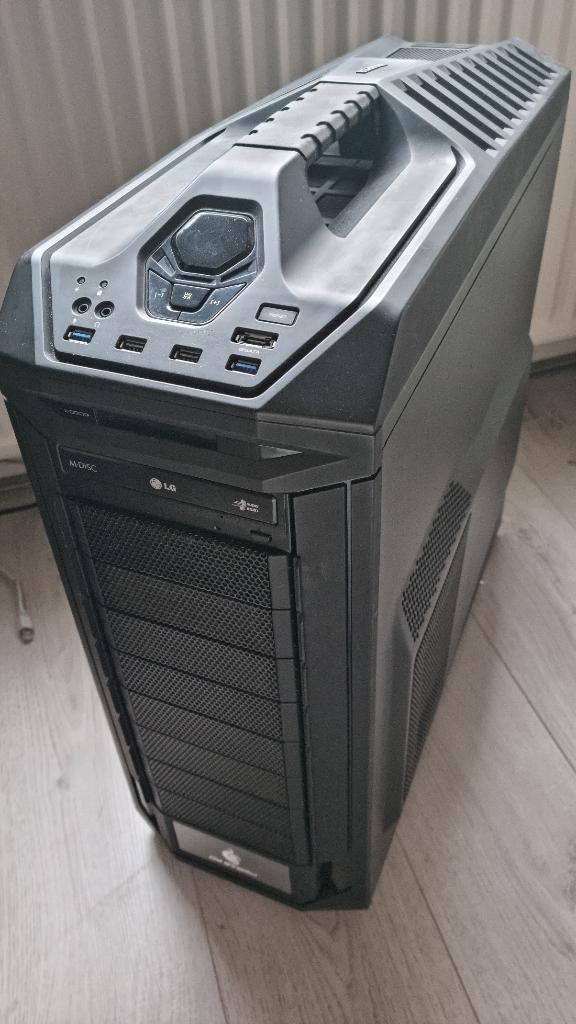 Mooie nette perfect werkende Cooler Master Storm Trooper, Ophalen, Gebruikt, Zelf gebouwde pc, 2 TB