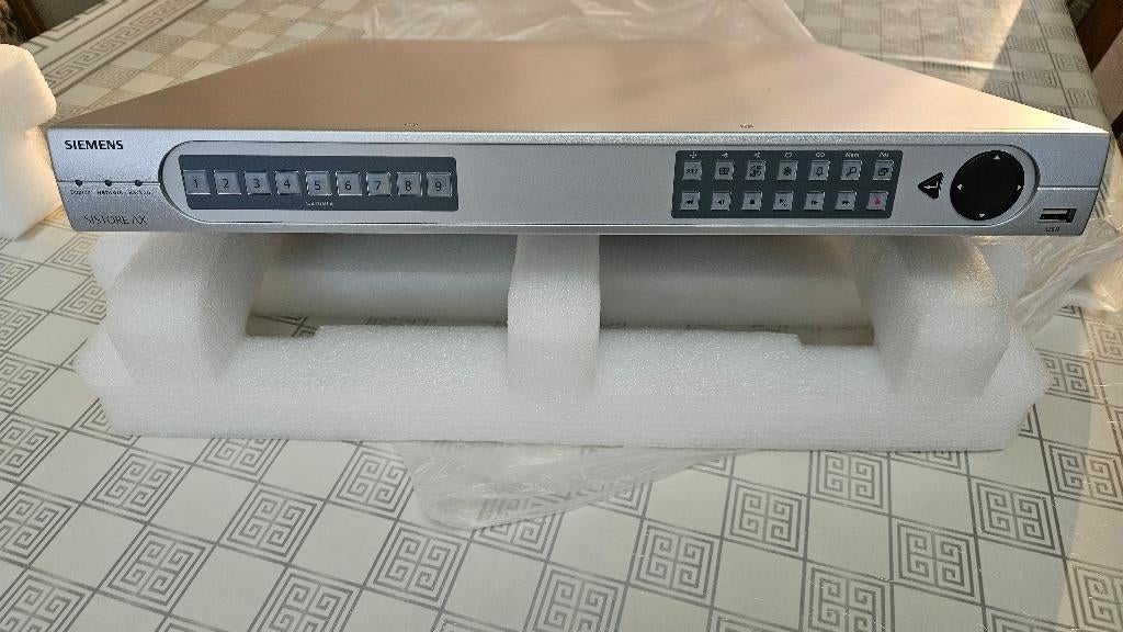 Siemens SISTORE AX9 digitale CCTV recorder