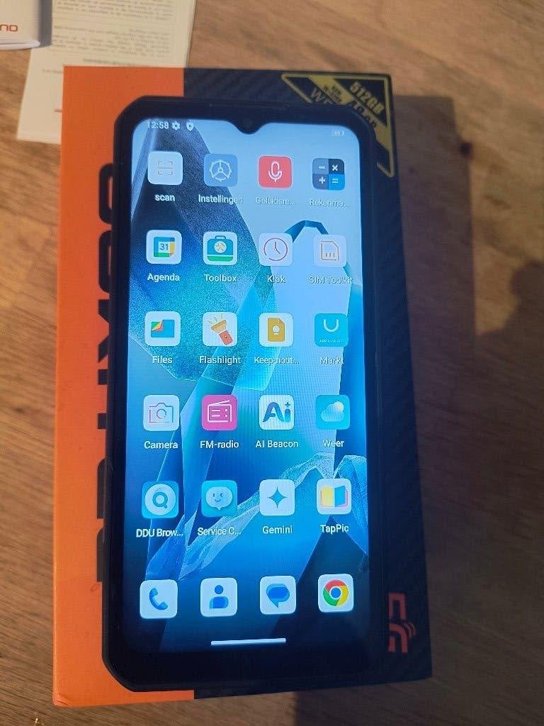 Oukitel WP55 Pro Rugged Phone - 11000mah! - weinig gebruikt, Telecommunicatie, Gebruikt, Ophalen of Verzenden, Klassiek of Candybar