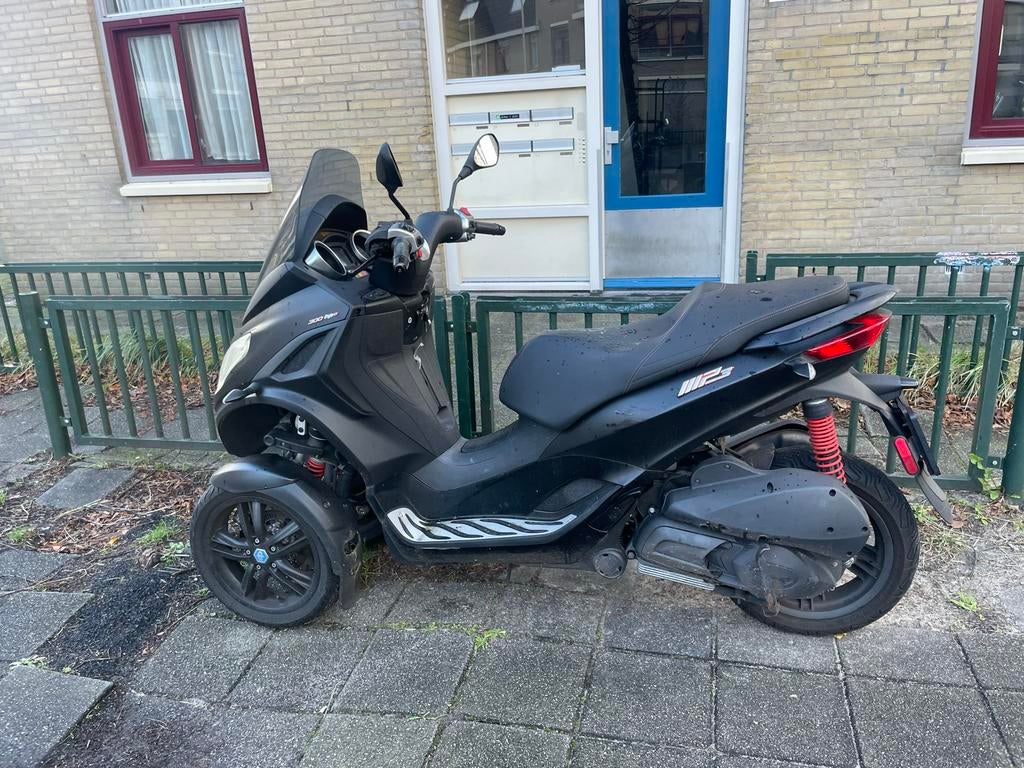 ALLEEN Motorblok onderdelen piaggio mp3 300 cc 2020 jaar, Ophalen of Verzenden, Zo goed als nieuw