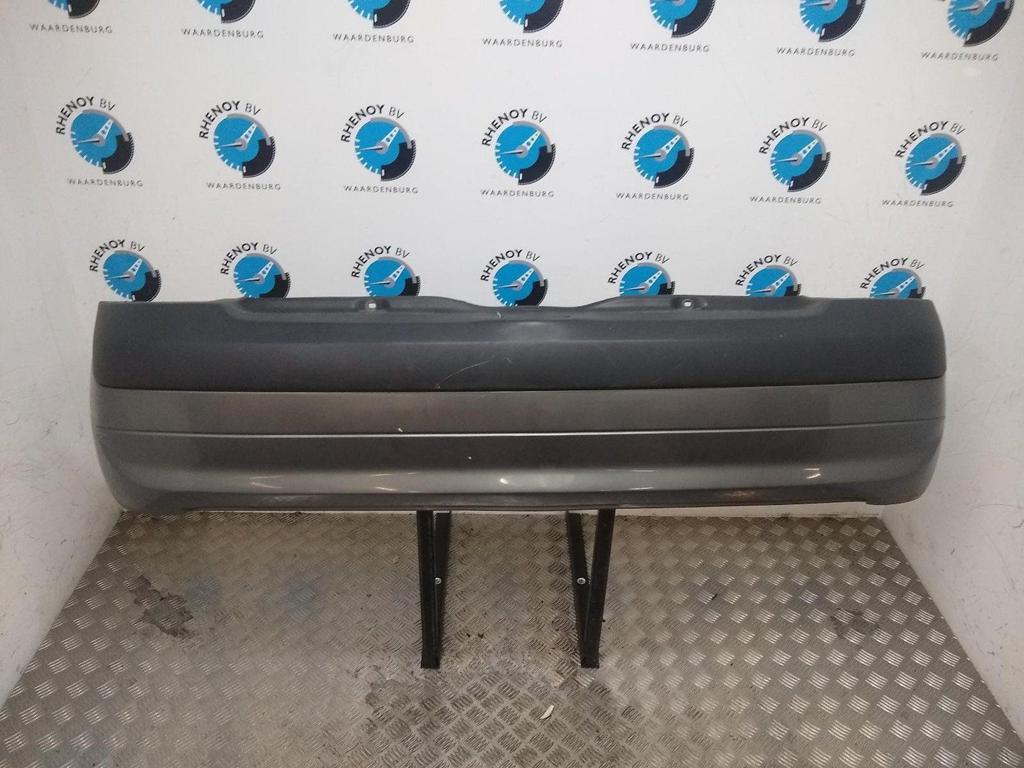 RENAULT CLIO 1.4-16V Privilège  BUMPER ACHTER 2002, Gebruikt, Ophalen of Verzenden, Stiba lid, Achter