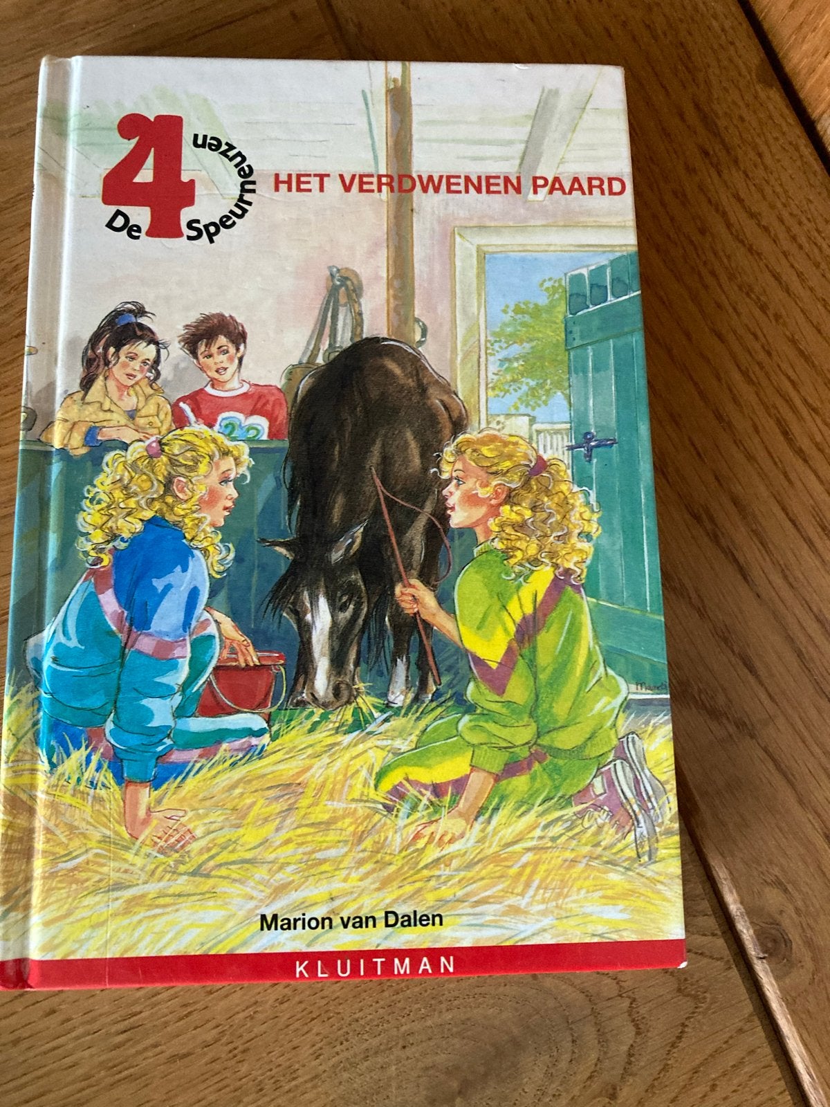 4 De Speurneuzen: Het Verdwenen Paard - Marion van Dalen, Boeken, Ophalen of Verzenden, Gelezen, Fictie algemeen